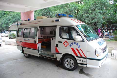 購(gòu)買救護(hù)車前對(duì)廠家進(jìn)行篩選能有效控制成本