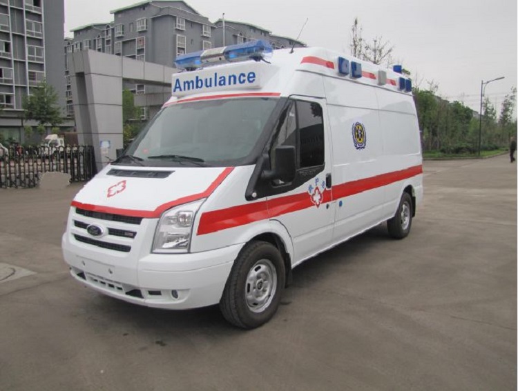 救護(hù)車(chē)廠家得到快速發(fā)展的因素有哪些？